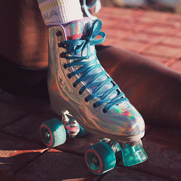 PATINES-HOLOGRAPHIC