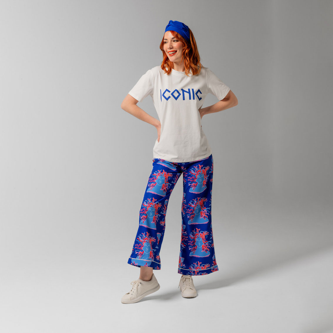 CAMISETA UNISEX CALL ME MEDUSA