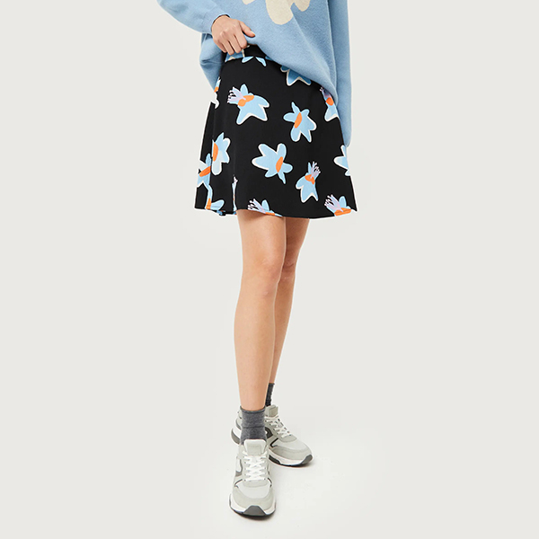 FALDA-CORTA-CALATEA-NEGRO
