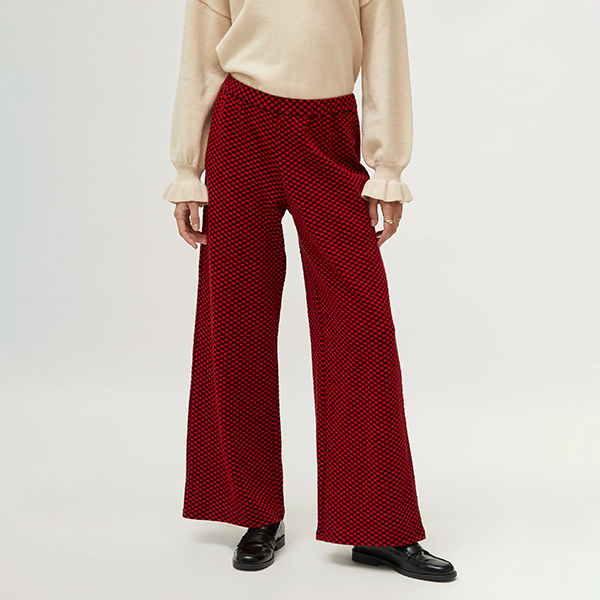 PANTALON-PUNTO-JACQUARD-ROJO