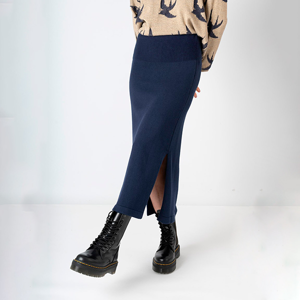 FALDA-PUNTO-GOLONDRINAS-AZUL