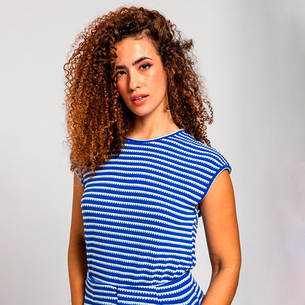 BLUSA-SIN-SISA-PANTONE