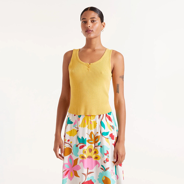 TOP-PUNTO-BOTONES-AMARILLO