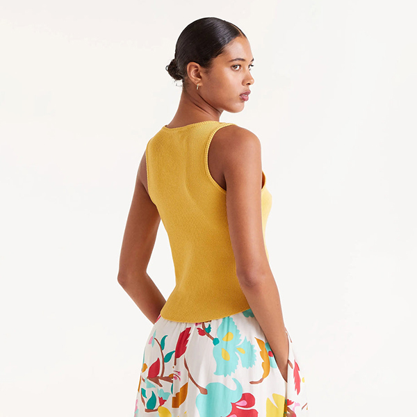 TOP-PUNTO-BOTONES-AMARILLO