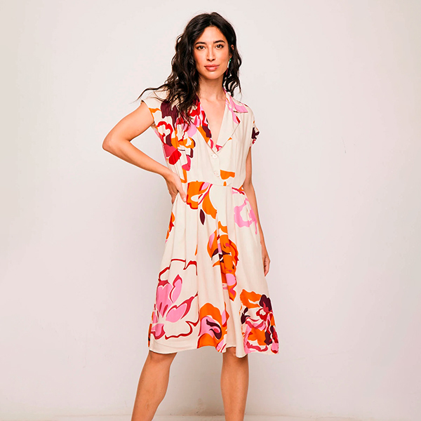 VESTIDO-CORTO-MUNDAKA-FLOR-BLANCO