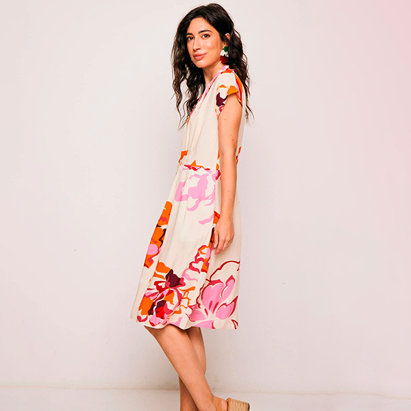 VESTIDO-CORTO-MUNDAKA-FLOR-BLANCO