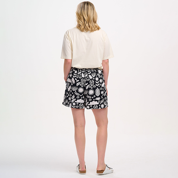 CAMISETA-KINSLEY-FOLK-FLORAL