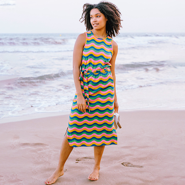 VESTIDO-RORY-MIDI-RAINBOW-WAVES