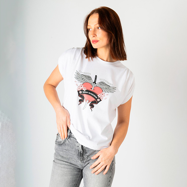 Camiseta-Corazón-Guerrero