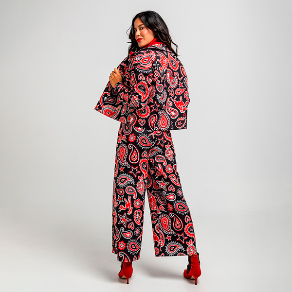 Cazadora-Over-Paisley-Cachemir-Negro