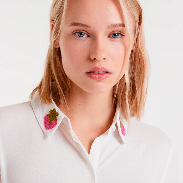 Camisa-Blanca-Bordado-Fresas