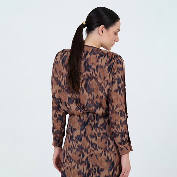 Blusa-aberturas-manga