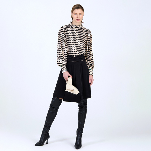 Blusa-estampado-topos