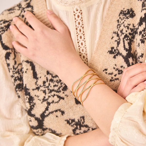 Brazalete-Líneas-Abertura