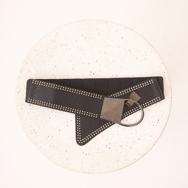 Cinturón-Tachuelas-y-Hebilla-Black