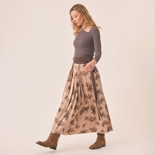 Falda-Larga-Cruzada-Plisada