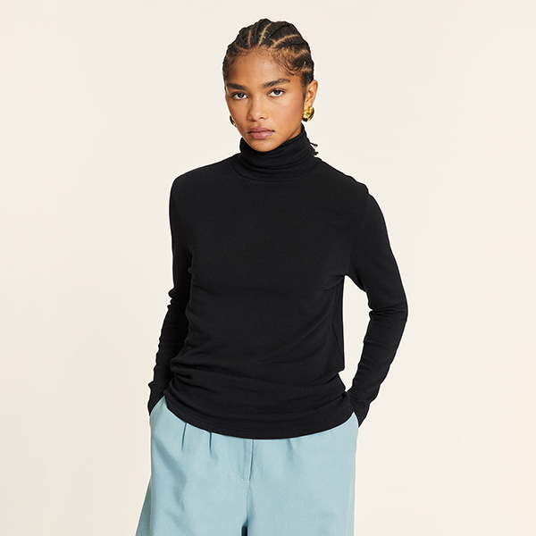 Jersey-Cuello-Cisne-Negro