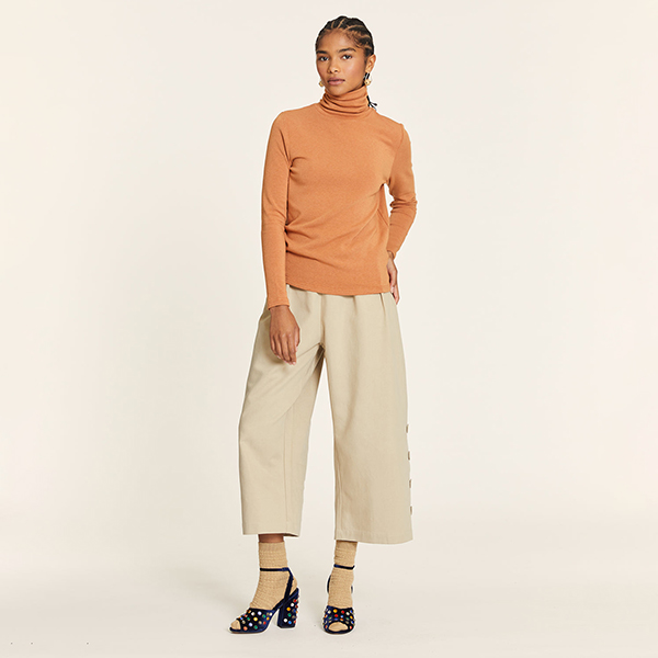 Pantalon-Botones-Beige