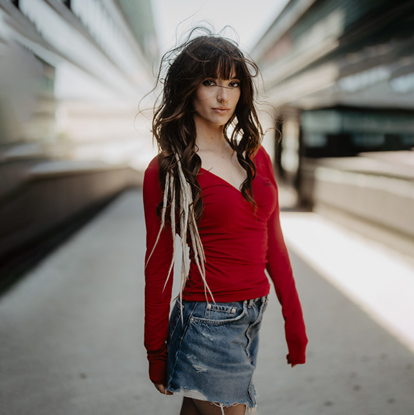 Camiseta-Cruzada-Roja