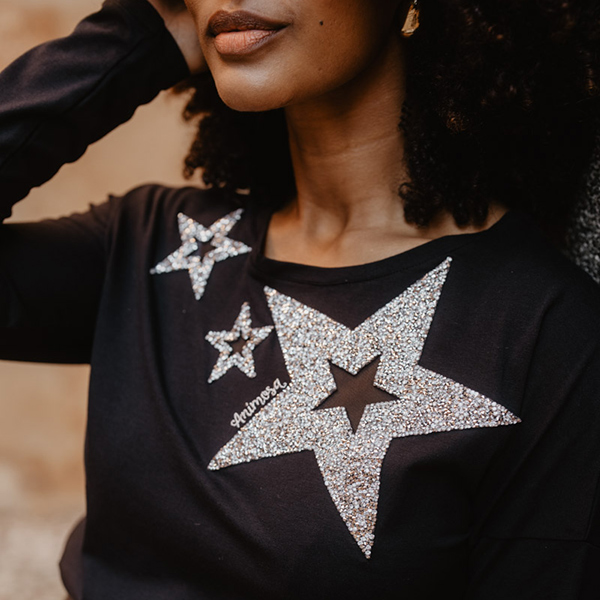 Camiseta-Estrellas-Plateadas