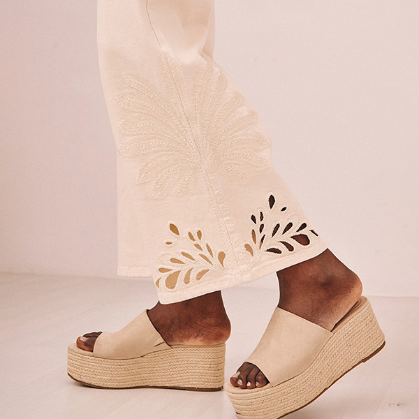 Pantalon Denim Bordado Palmeras