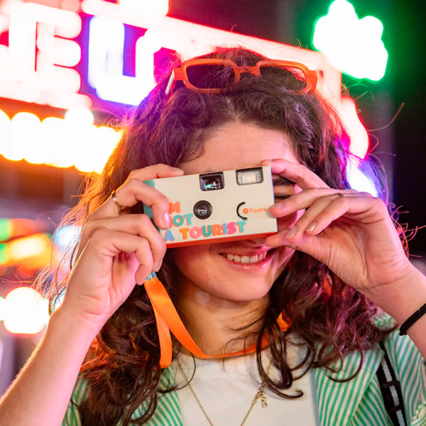 Camara-Desechable-Not-a-Tourist