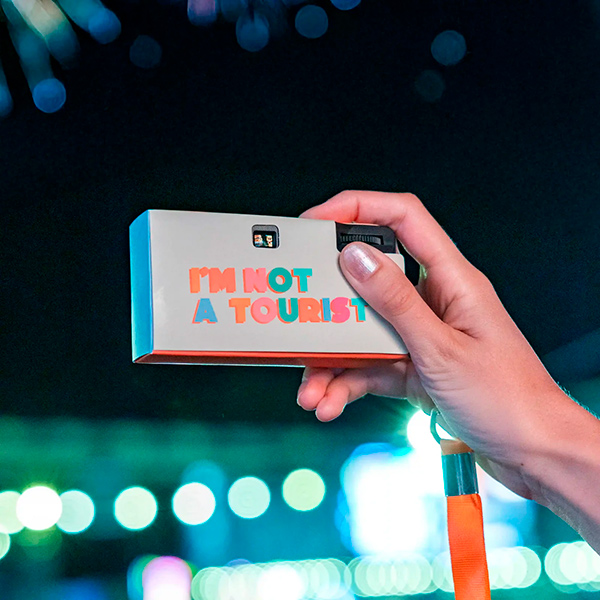 Camara-Desechable-Not-a-Tourist