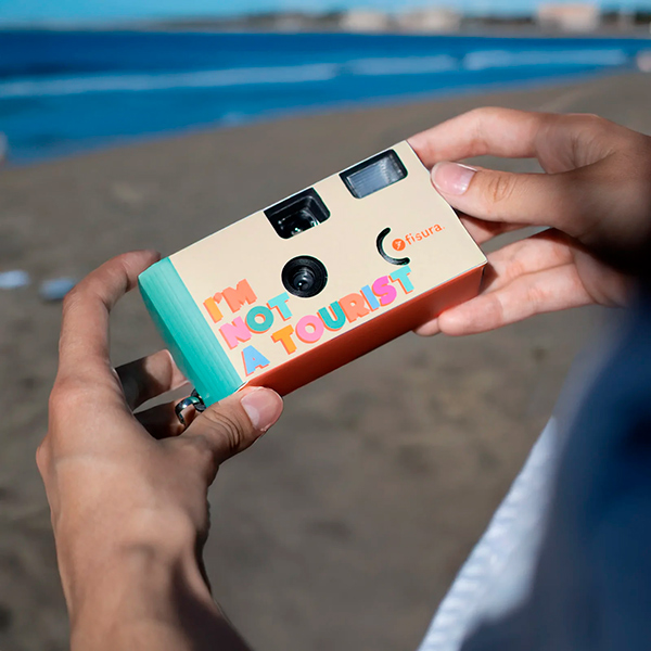 Camara-Desechable-Not-a-Tourist
