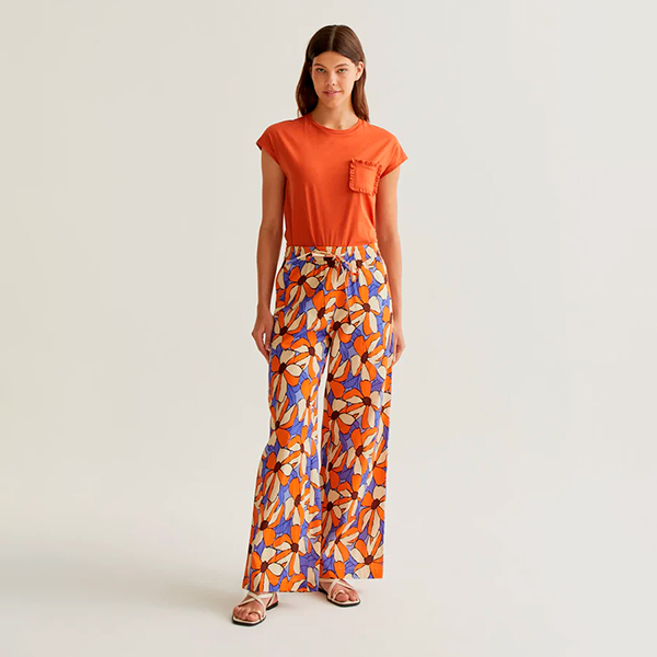 Camiseta-basica-Marron