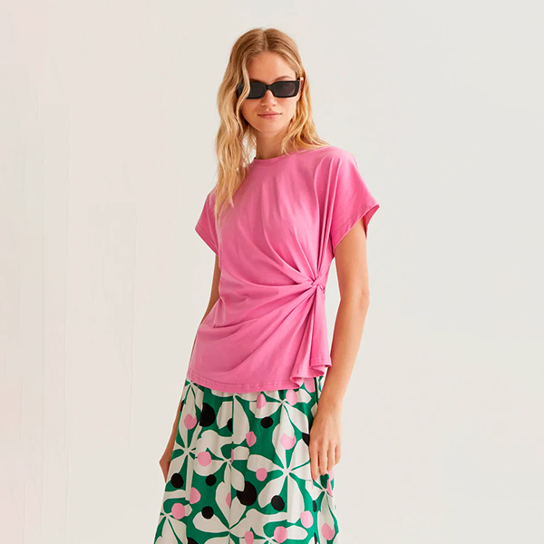 Camiseta-básica-nudo-Rosa