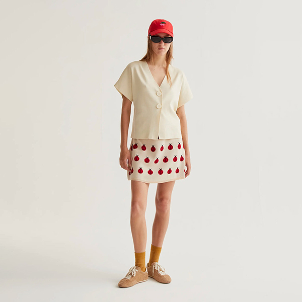 Cárdigan-punto-beige-botones-crema