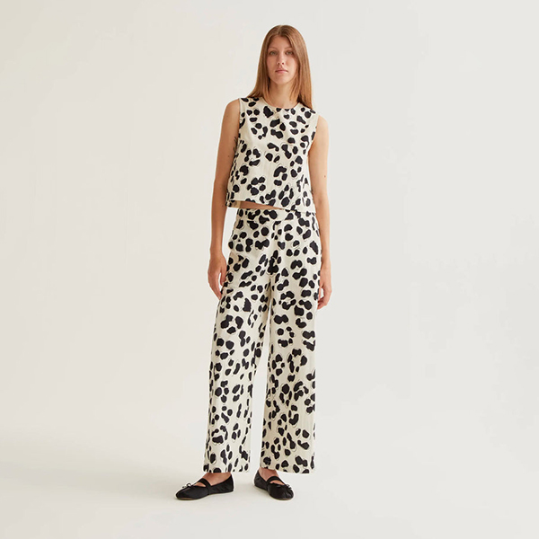 Pantalón-estampado-Dalmatian