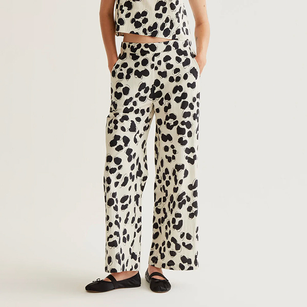 Pantalón-estampado-Dalmatian