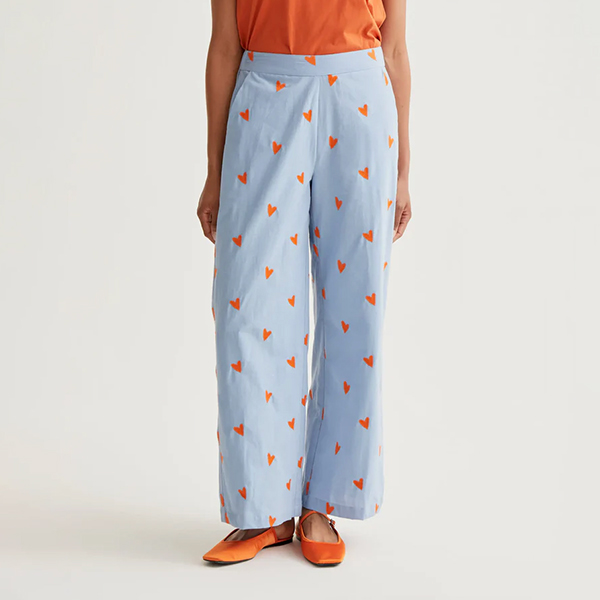 Pantalón-estampado-Hearts