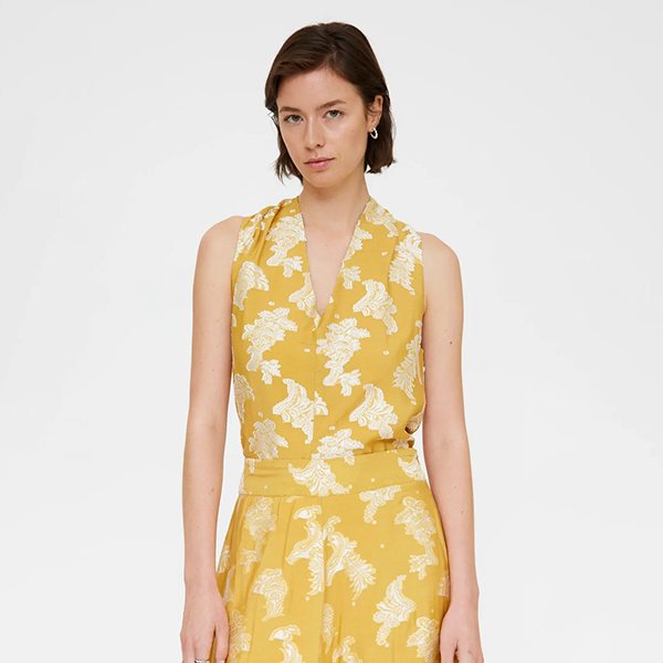 Top-estampado-amarillo