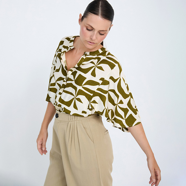 Abstract Shirt Print Nile