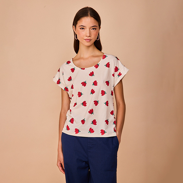 Camiseta-Luaña-Flor-Rojo