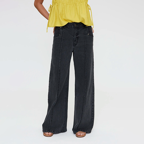 Pantalón-vaquero-negro