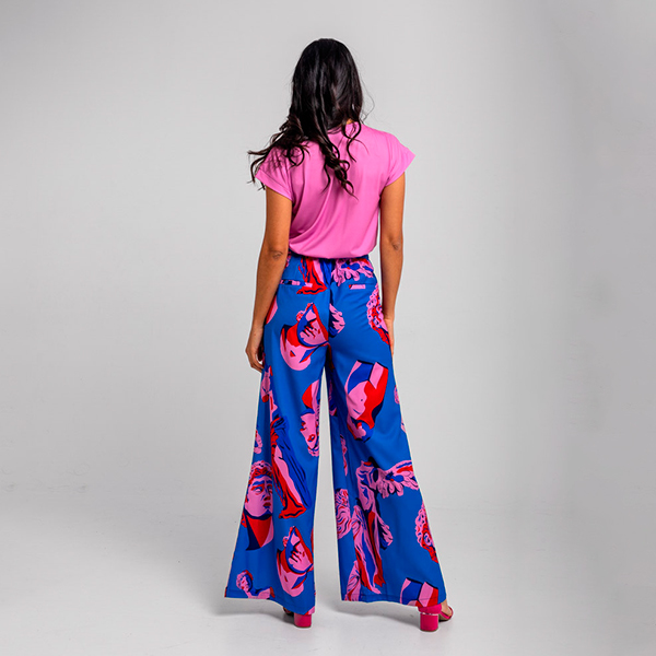 Camiseta-Rosa-Rompe-el-molde