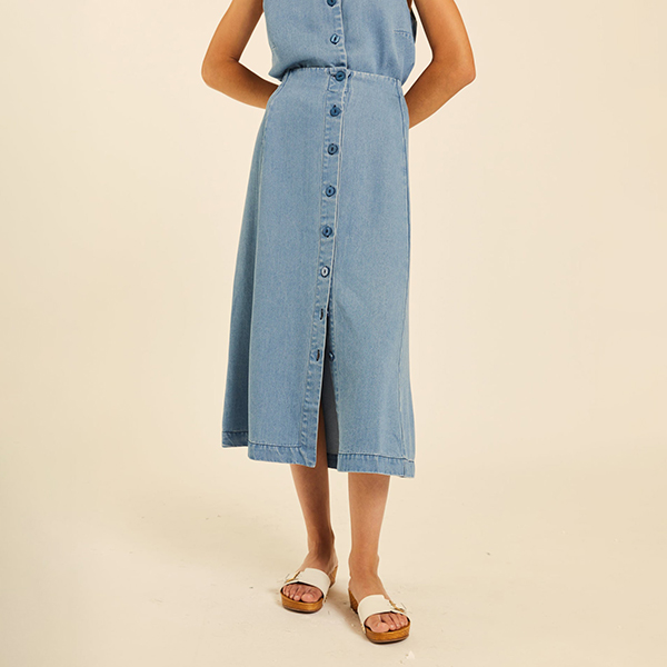 Falda-Midi-Abotonada-Denim