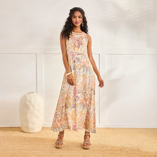 Vestido-Bordado-Floral-Calados