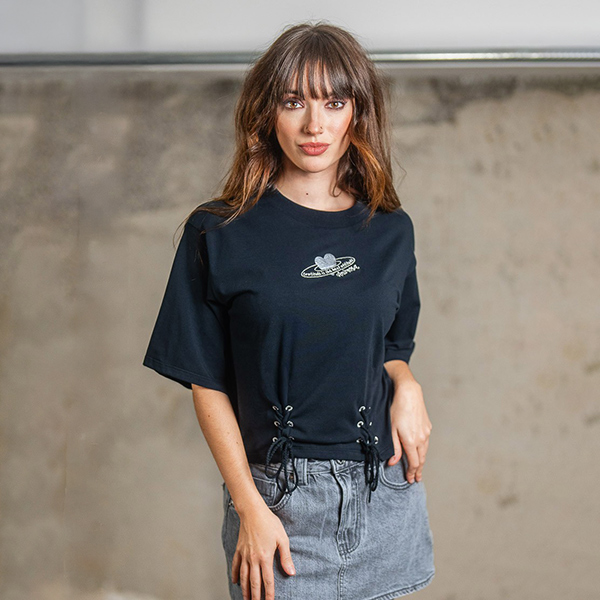 Camiseta cordones Gratitude