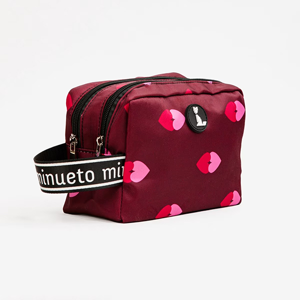 Kiss Make Up Bag