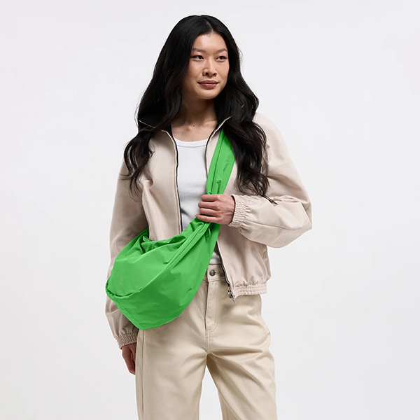 Moon Bag Ruffle Leaf Sheep